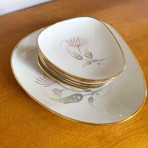 Seltmann Wieden, Bavaria, Porcelain plate set